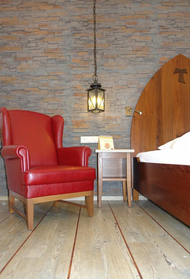 Hotel Krone-Post فيرنيك المظهر الخارجي الصورة